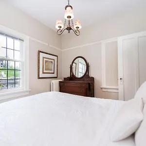 **** Hotel The Craigmyle Canada