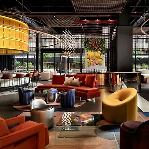 W Hotel Toronto